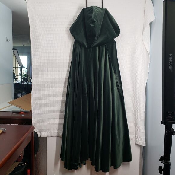 Excalibor Renaissance Fair Cloak Cape Emerald Green Velvet Hooded Medieval LARP - Picture 12 of 16